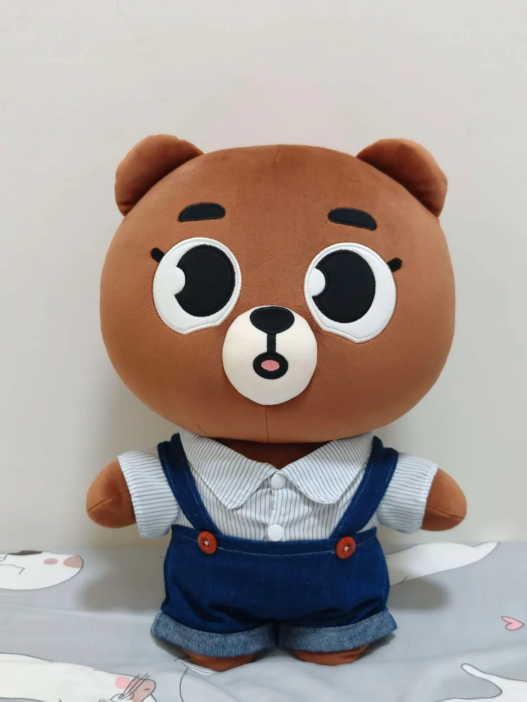 白領襯衫 × 單寧吊帶褲 正面
