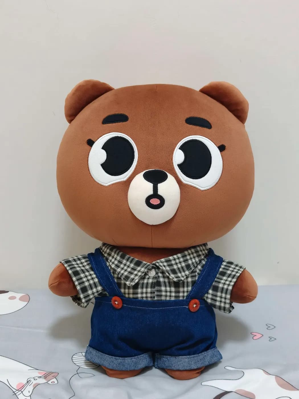 棕格襯衫 × 吊帶短褲 正面